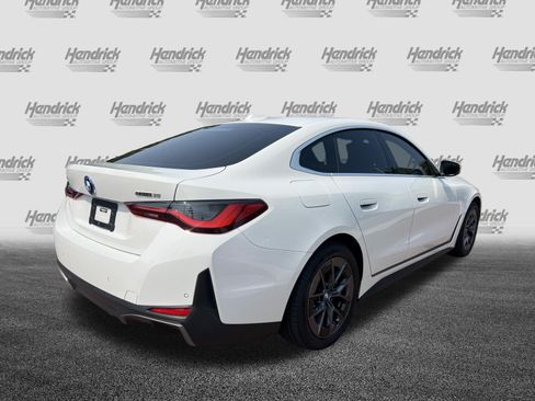 Used 2023 BMW i4 eDrive35 RWD image 10