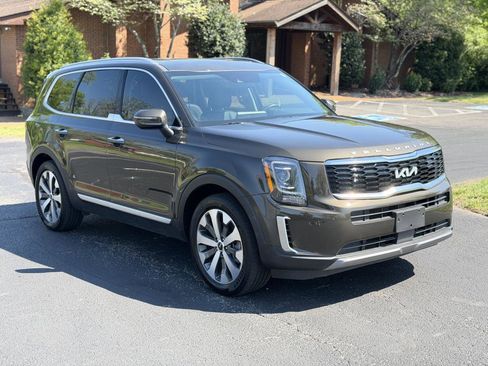 Used 2022 Kia Telluride S image 7