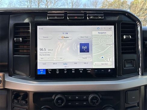 Used 2024 Ford F250 XLT w/ Black Appearance Package image 16