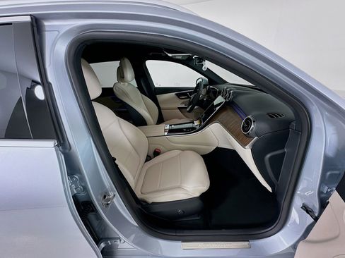 New 2026 Mercedes-Benz GLC 300 image 30