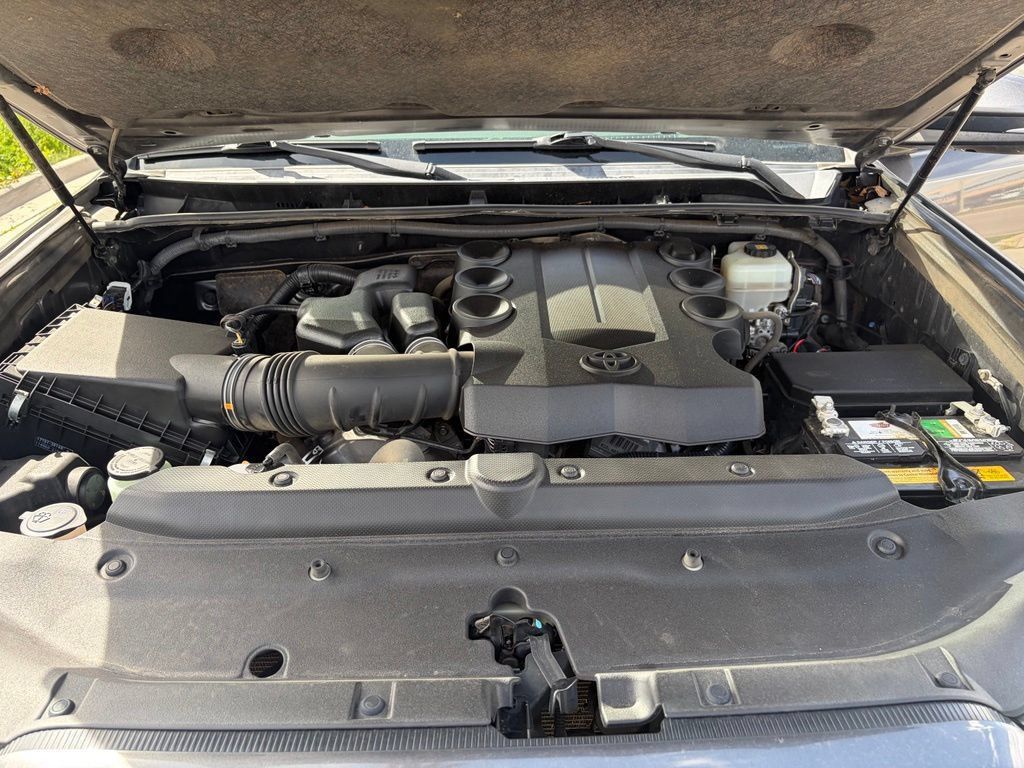 Used 2019 Toyota 4Runner SR5 Premium AWD/4WD image 22