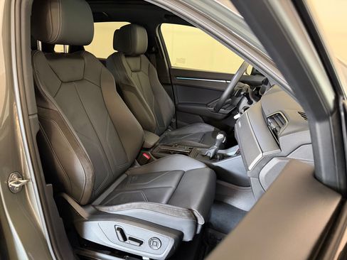 Certified 2022 Audi Q3 2.0T Premium Plus w/ Premium Plus Package AWD/4WD image 25
