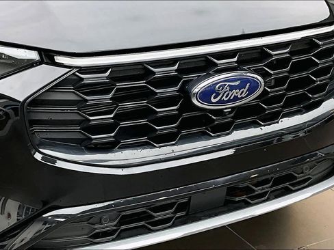 Used 2024 Ford Escape ST-Line Elite w/ Premium Technology Package image 60