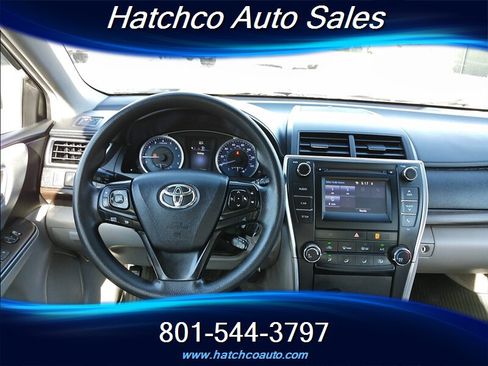 Used 2017 Toyota Camry LE w/ Protection Package (Q2) FWD image 17