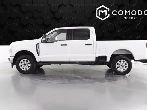 Used 2023 Ford F250 XLT w/ FX4 Off-Road Package image 6