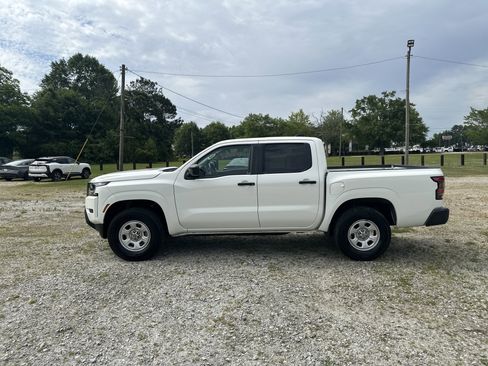 Used 2024 Nissan Frontier S AWD/4WD image 8