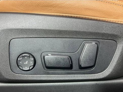 Used 2025 BMW X4 xDrive30i image 21