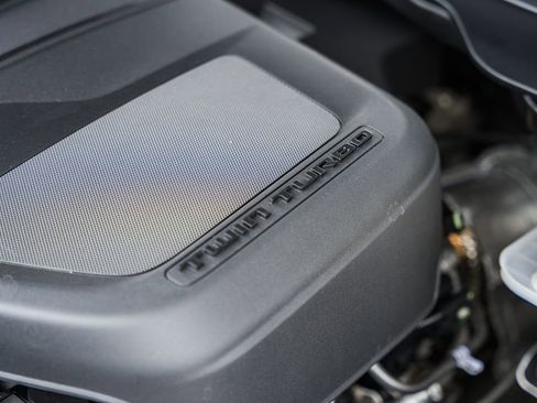 New 2026 RAM 1500 4x4 Crew Cab image 22