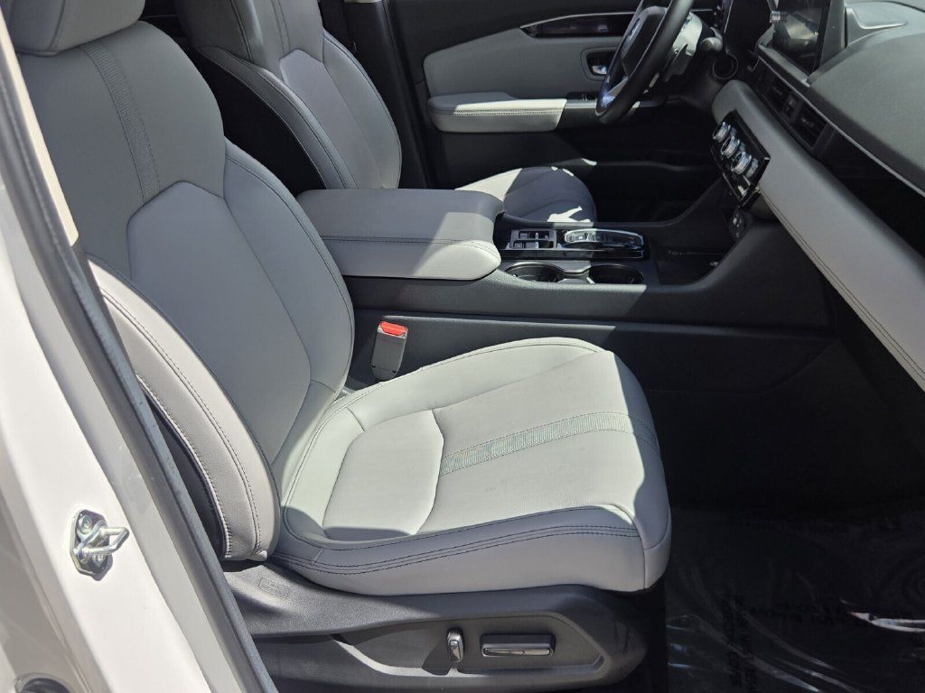Used 2024 Honda Pilot EX-L image 17