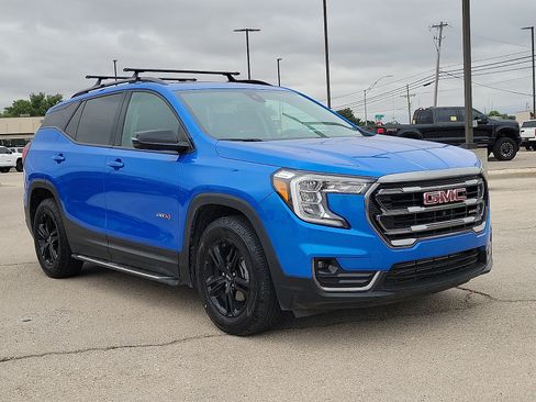 Used 2024 GMC Terrain AT4 w/ LPO, 'HIT The Road' Package AWD/4WD image 6