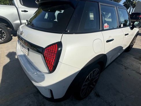 Used 2026 MINI Cooper S FWD image 5