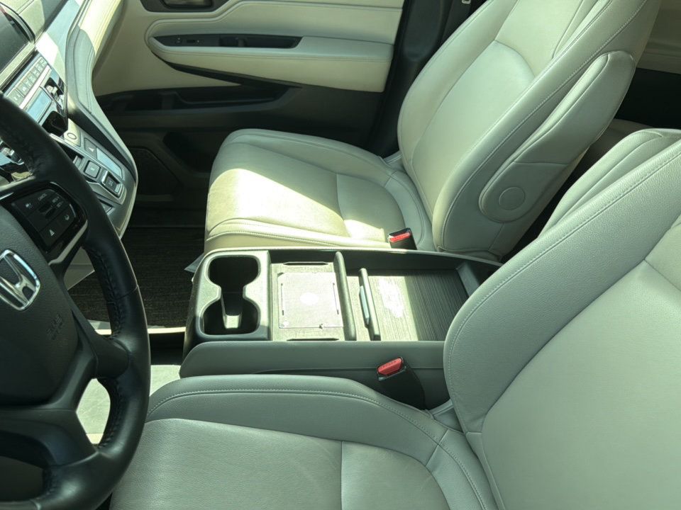 Certified 2025 Honda Odyssey EX-L image 2