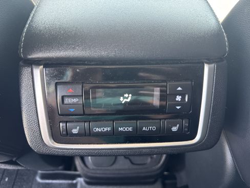 Used 2023 Subaru Ascent Limited w/ Technology Package AWD/4WD image 18