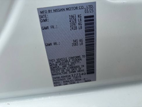 Used 2025 Nissan Altima 2.5 SV FWD image 28