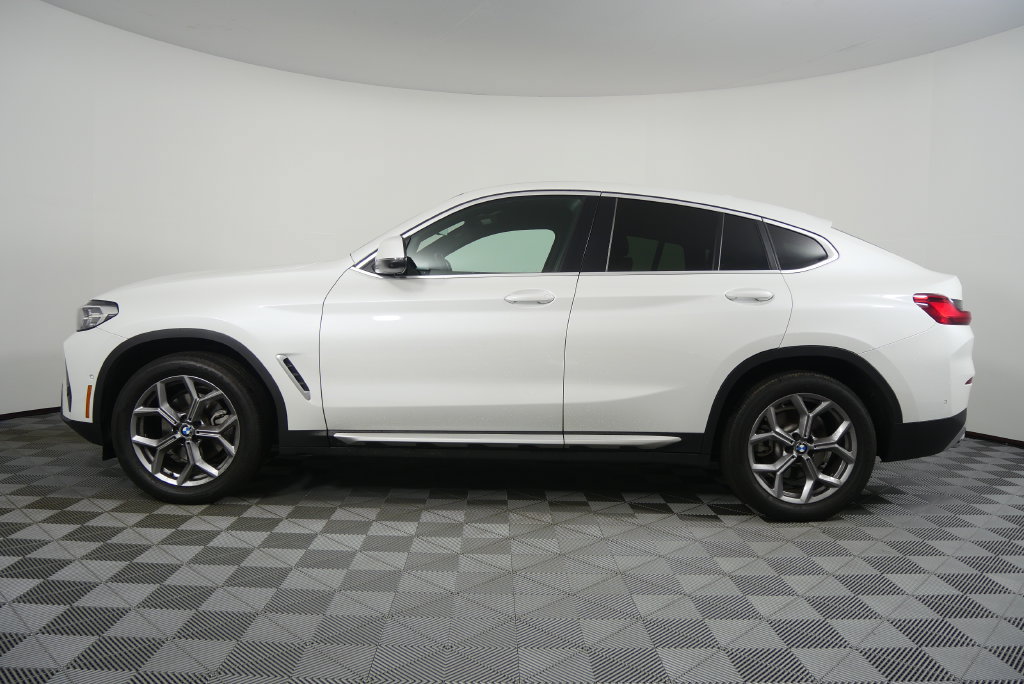 Certified 2025 BMW X4 xDrive30i AWD/4WD image 7