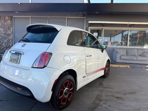 Used 2018 FIAT 500 e w/ Esport Package image 8