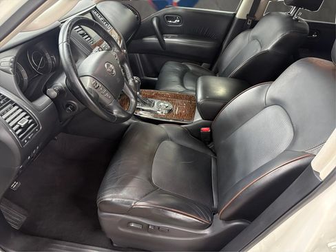 Used 2019 Nissan Armada Platinum w/ Captain's Chairs Package RWD image 13