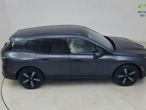 Used 2024 BMW iX xDrive50 w/ Sport Package AWD/4WD image 74