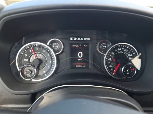 Used 2024 RAM 2500 Big Horn w/ Bed Utility Group image 4