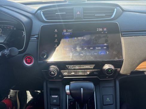 Used 2018 Honda CR-V Touring image 9