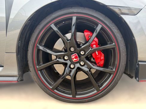 Used 2020 Honda Civic Type R image 12