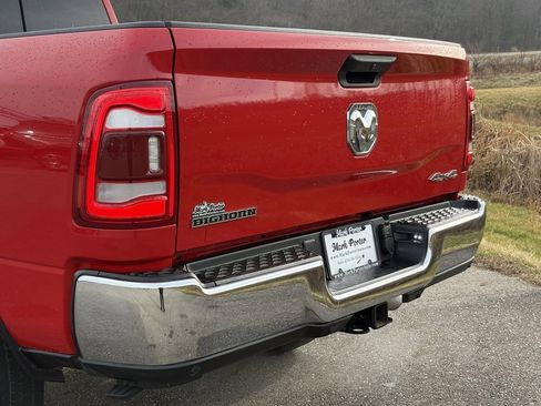 Used 2024 RAM 2500 Big Horn w/ Safety Group image 11