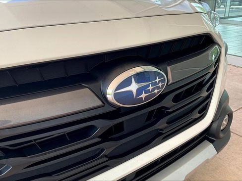 Used 2023 Subaru Outback Limited AWD/4WD image 31