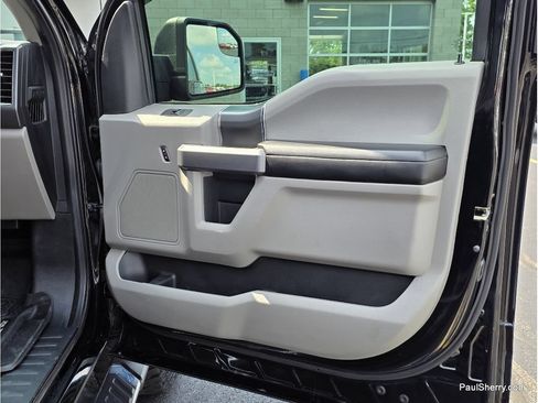 Used 2018 Ford F150 XLT w/ Equipment Group 302A Luxury AWD/4WD image 49
