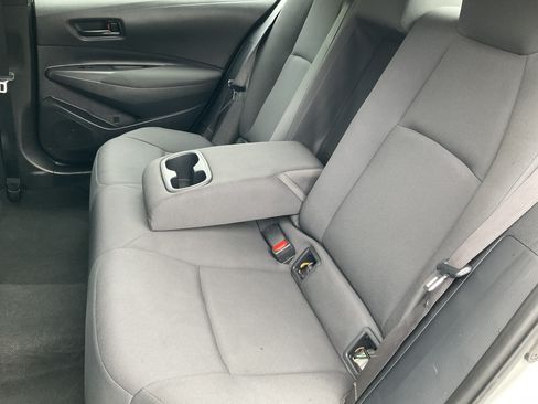 Used 2024 Toyota Corolla LE FWD image 38