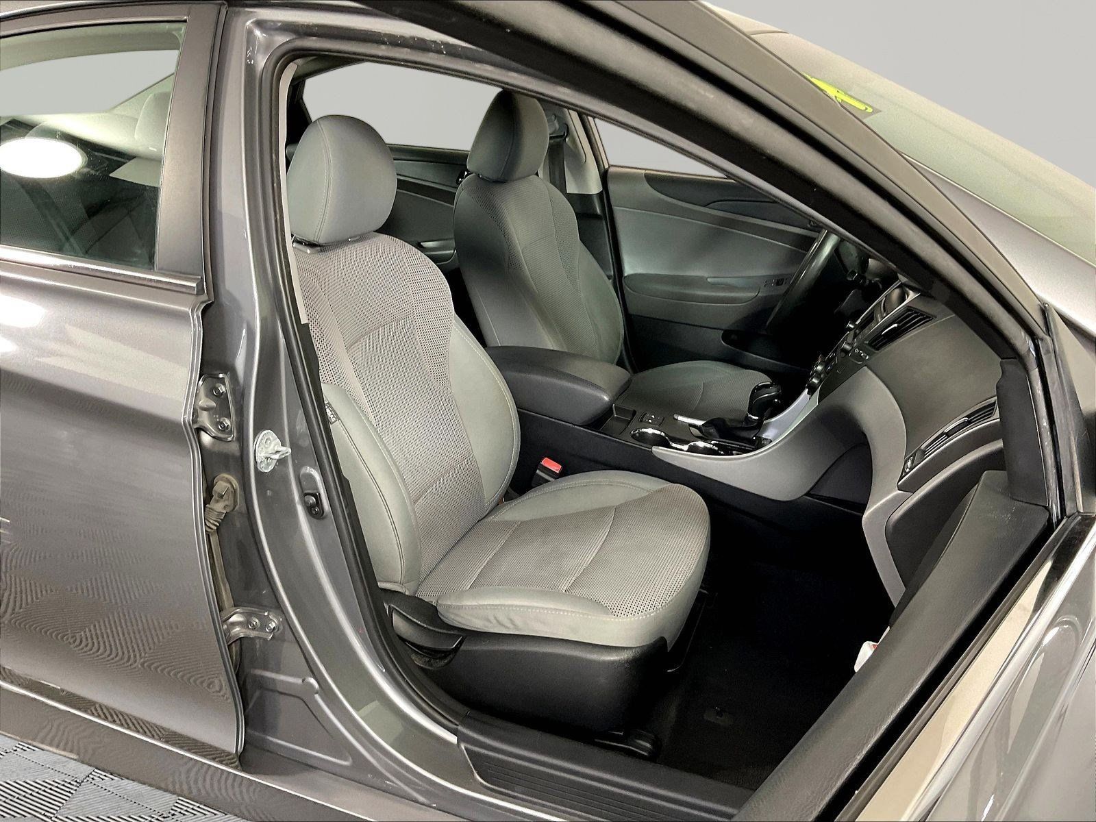 Used 2014 Hyundai Sonata GLS w/ Popular Equipment Group 2 FWD image 27