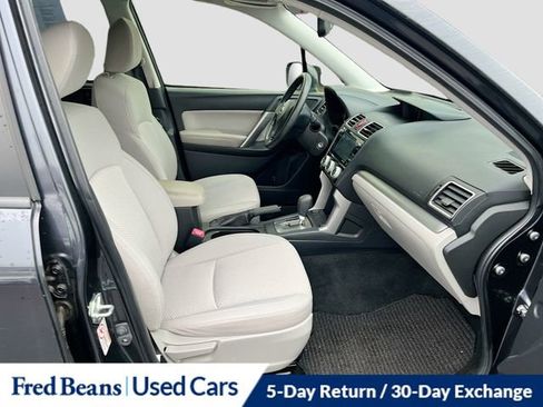 Used 2016 Subaru Forester 2.5i Premium image 29