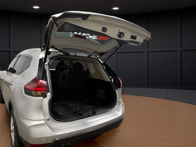 Used 2019 Nissan Rogue SV AWD/4WD image 7
