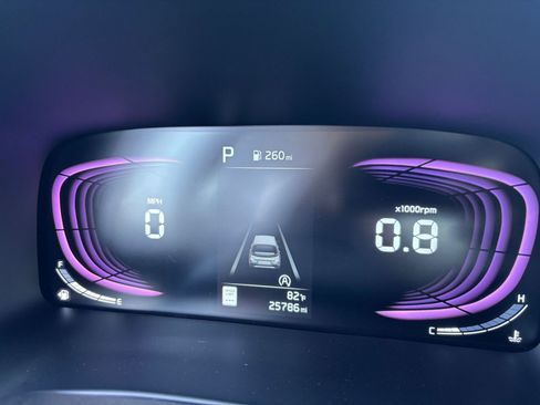 Used 2025 Kia Soul LX w/ LX Technology Package FWD image 38