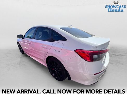 Used 2024 Honda Civic Sport image 4
