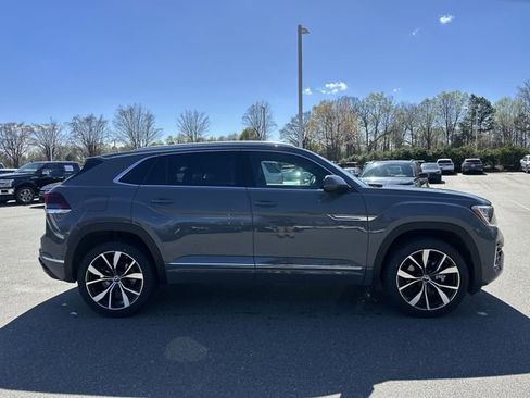 Used 2024 Volkswagen Atlas Cross Sport SEL Premium R-Line AWD/4WD image 6