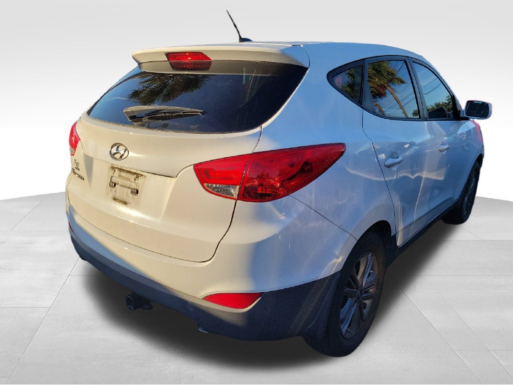 Used 2015 Hyundai Tucson GLS w/ Option Group 02 FWD image 12