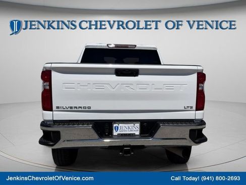 Used 2024 Chevrolet Silverado 2500 LTZ image 7