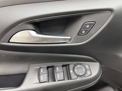 New 2026 Buick Envista Sport Touring w/ Convenience I Package FWD image 7
