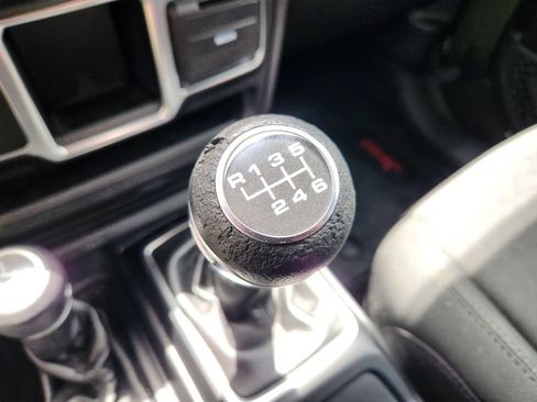 Used 2020 Jeep Wrangler Unlimited Sport AWD/4WD image 21