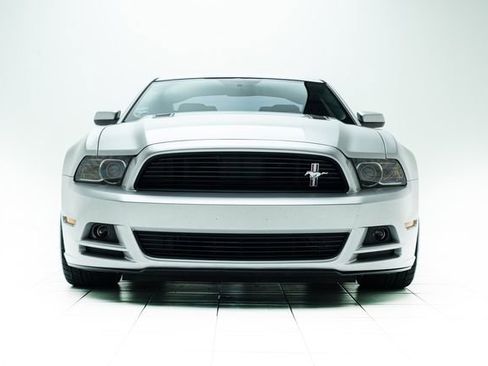 Used 2013 Ford Mustang GT image 6