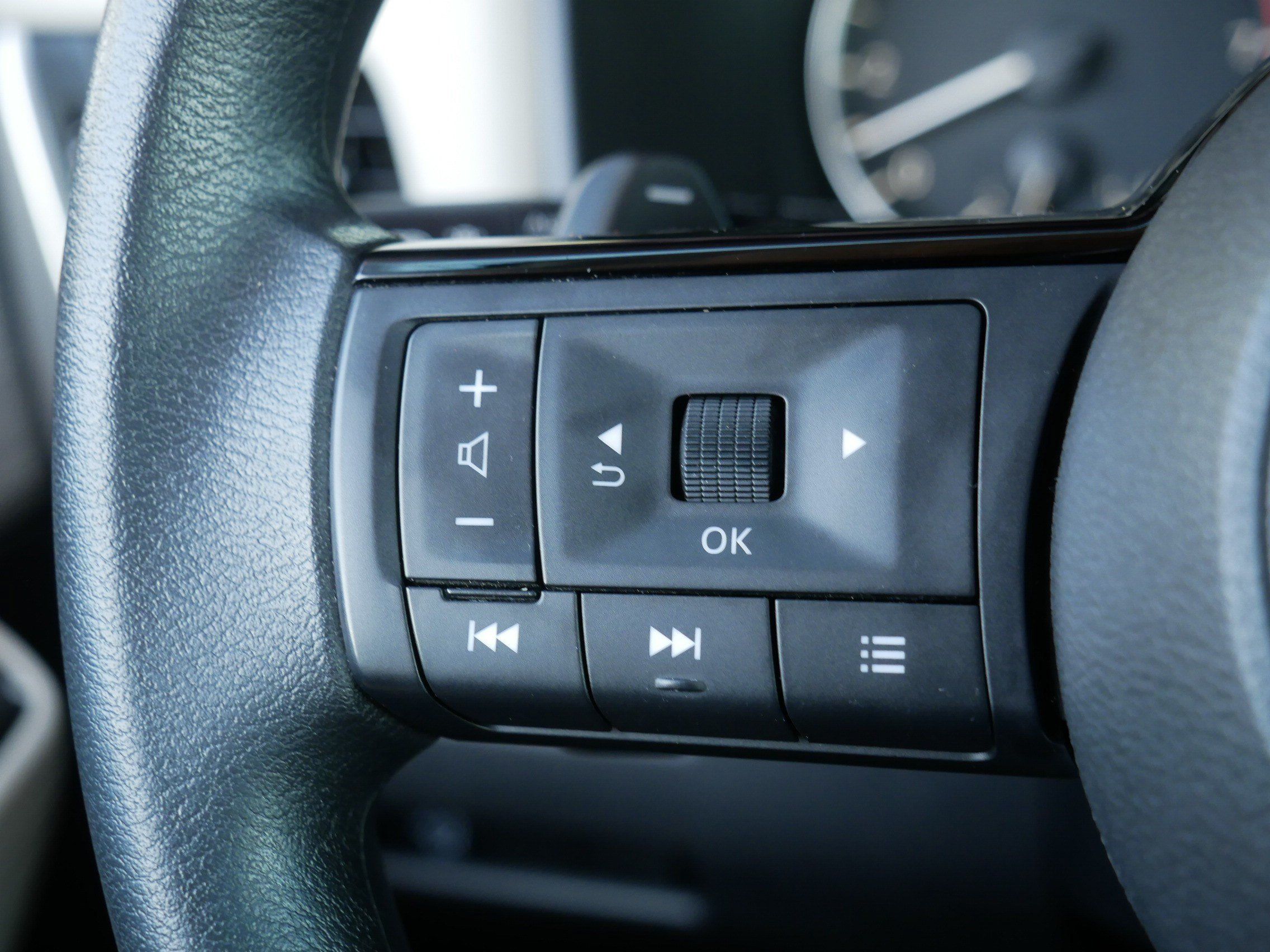 Certified 2023 Nissan Rogue SV AWD/4WD image 28