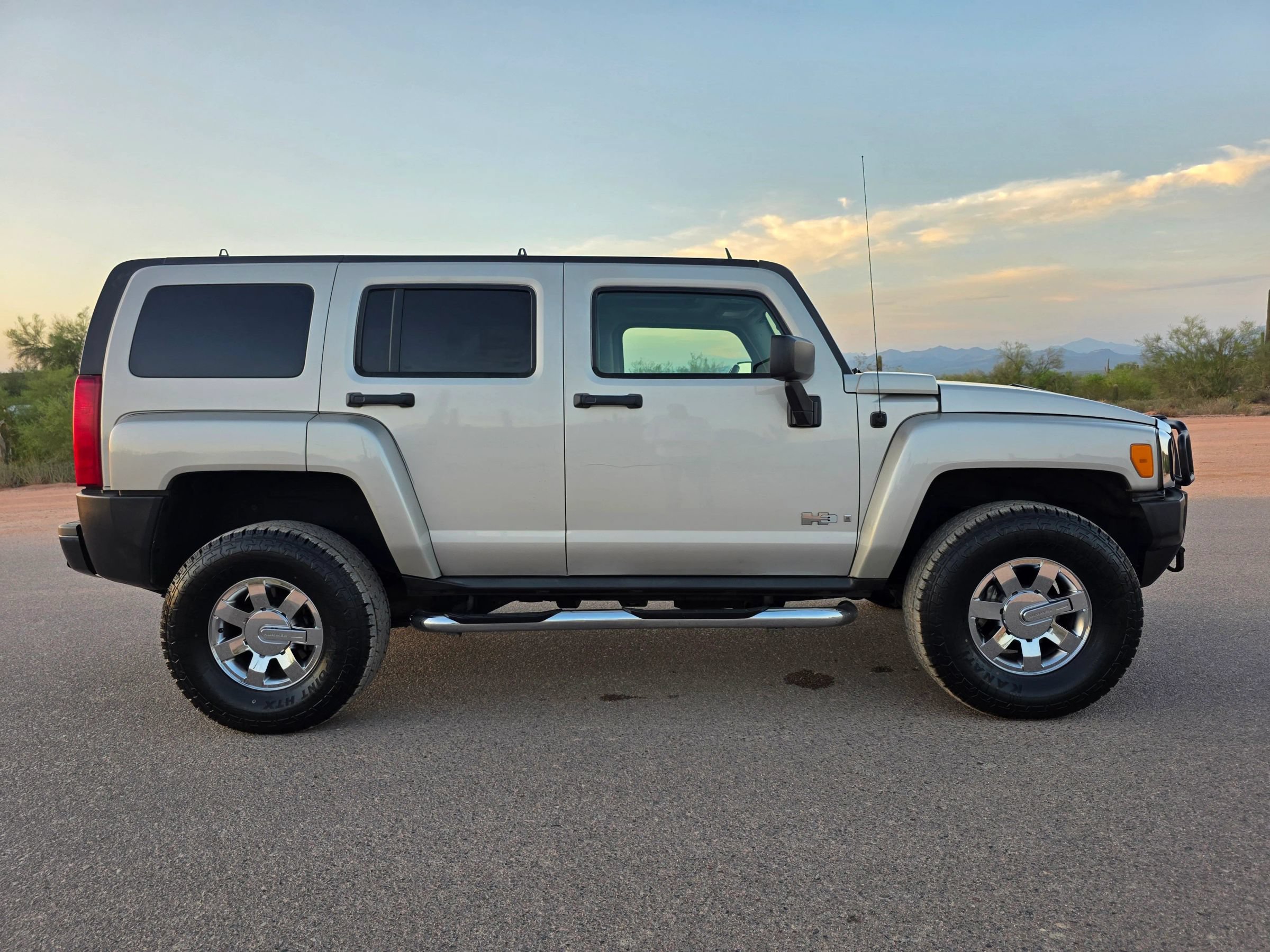 Used 2006 HUMMER H3 AWD/4WD image 6