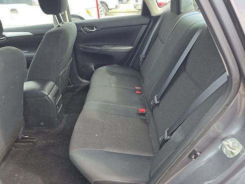 Used 2019 Nissan Sentra S FWD image 6