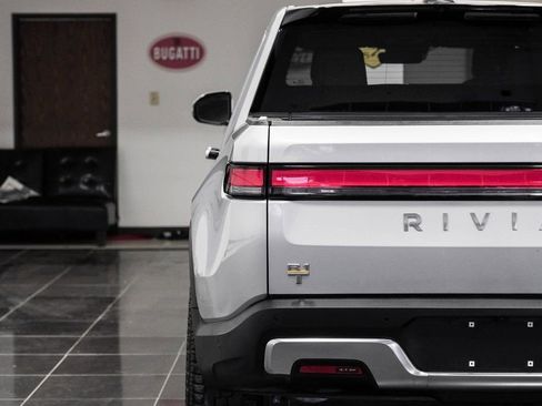 Used 2022 Rivian R1T Launch Edition image 53