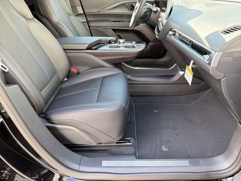 New 2026 Cadillac Lyriq Luxury RWD image 30
