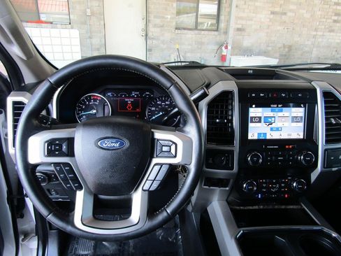 Used 2019 Ford F250 Lariat w/ Chrome Package AWD/4WD image 15