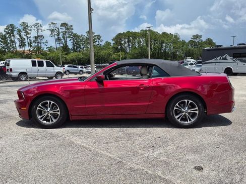 Used 2014 Ford Mustang Premium RWD image 8