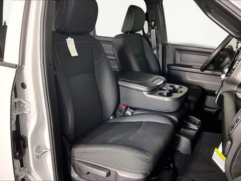 New 2026 RAM 2500 Tradesman AWD/4WD image 12