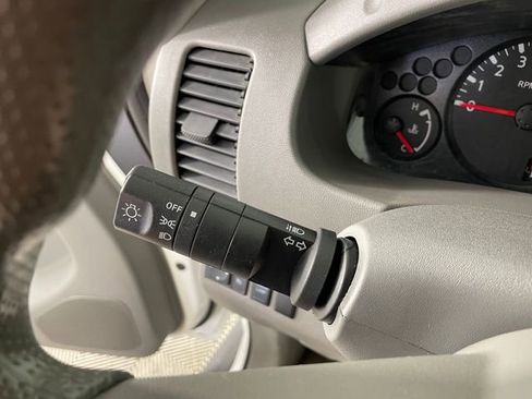 Used 2012 Nissan Frontier SV RWD image 12