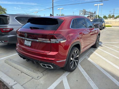 Used 2024 Volkswagen Atlas Cross Sport SEL Premium R-Line image 6